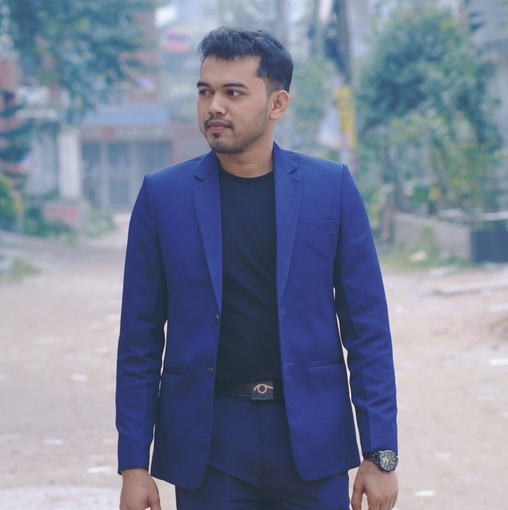Md Towhid